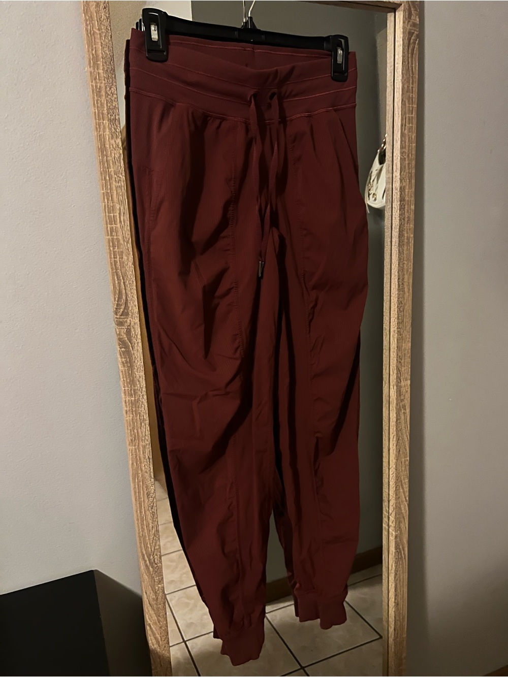 Lululemon Dance Studio Women's Maroon Drawstring Jogger Pants